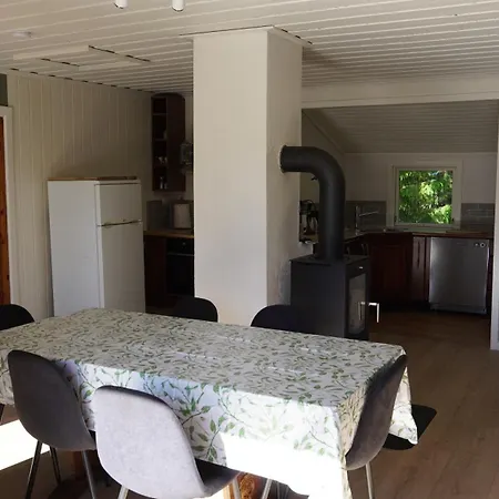 Hagestadhytteutleie Wallhall *
